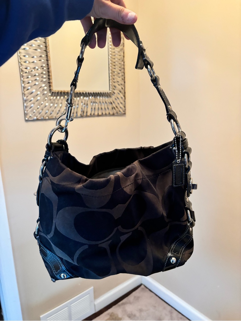 Coach Black Signature Shoulder Bag with Chain-Link Strap - Picture 1 of 6
